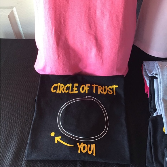 Black Circle of Trust Short Sleeve Tee - Picture 4 of 4